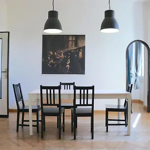 Sant Ambrogio Mansion - Via Olona Appartamento